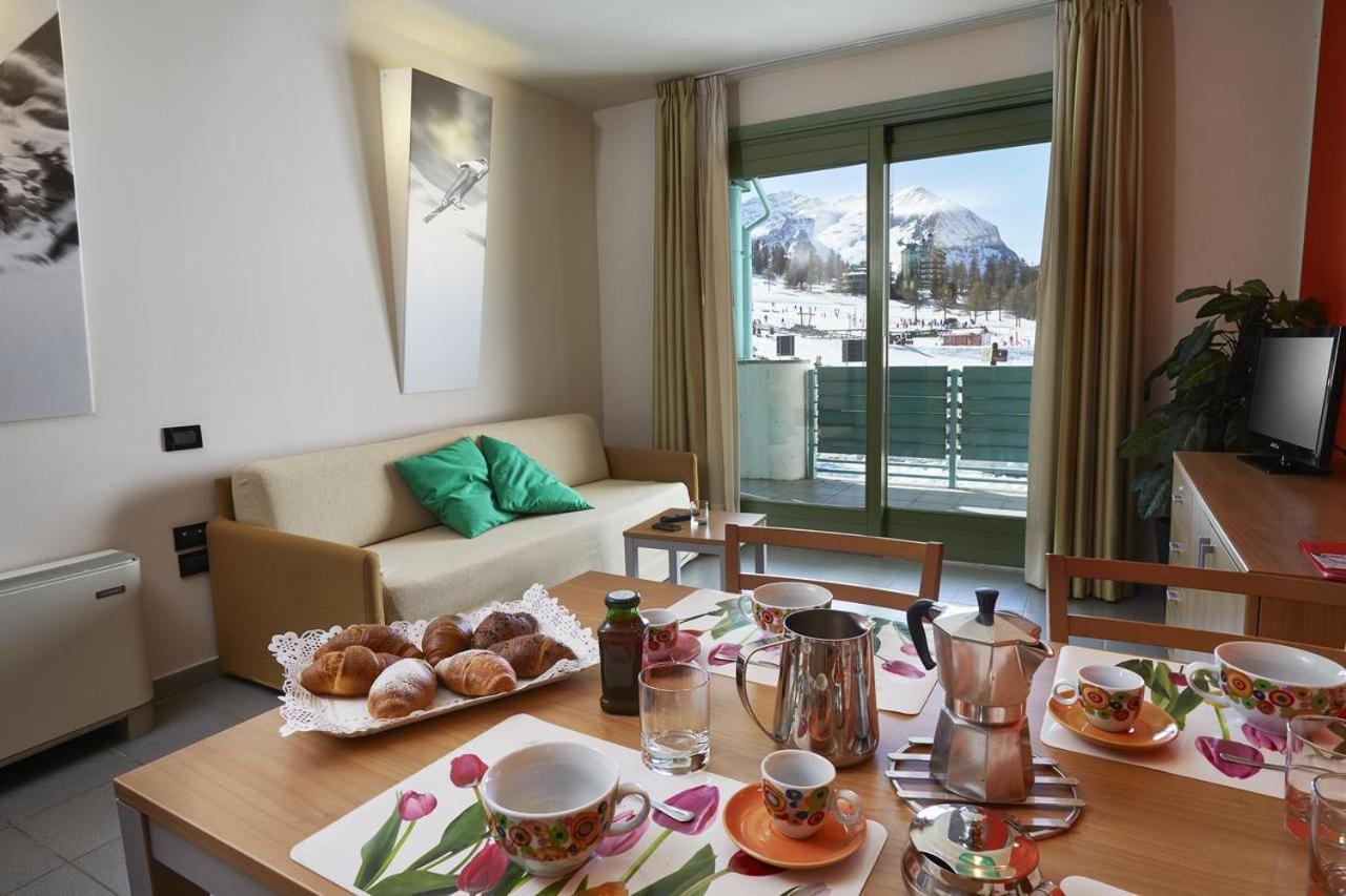 Teleo Vacanze - Villaggio Olimpico Di Sestriere Exterior photo