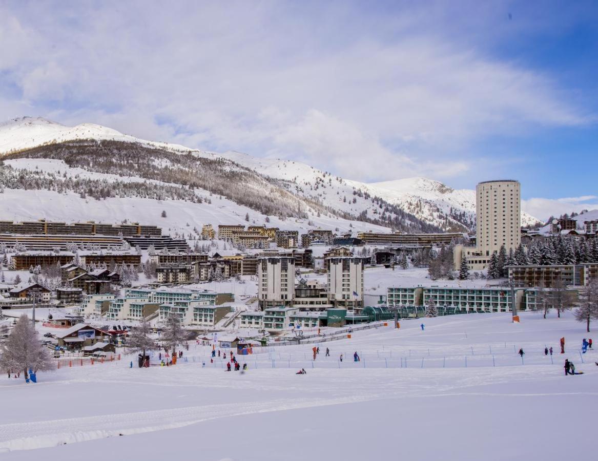 Teleo Vacanze - Villaggio Olimpico Di Sestriere Exterior photo